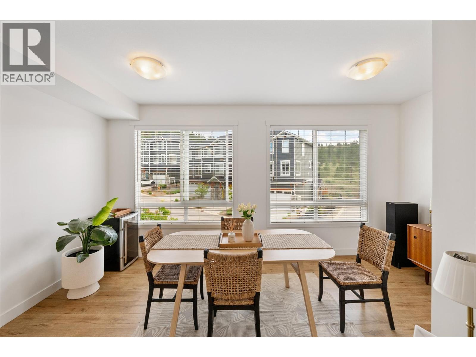 Unit 118 at Sendero Gate, 1115 Holden Road, Penticton — dining area