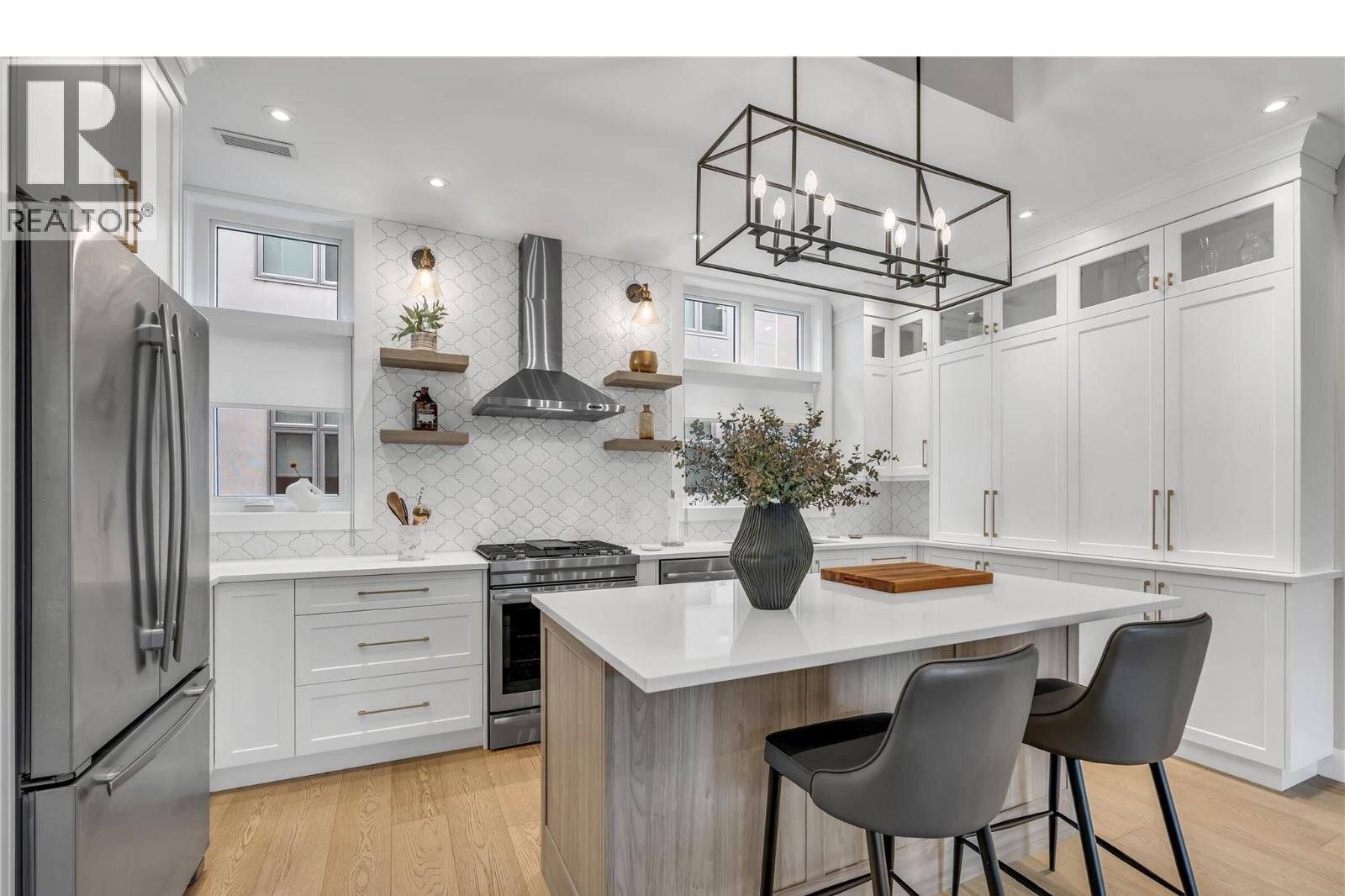 Unit 102 at The Artisan on Lee, 222 Lee Avenue, Penticton — kitchen