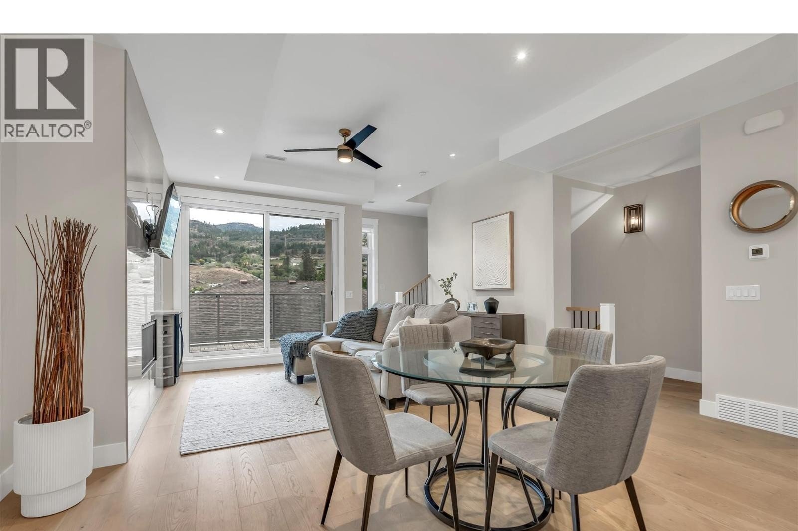 Unit 102 at The Artisan on Lee, 222 Lee Avenue, Penticton — open dining area