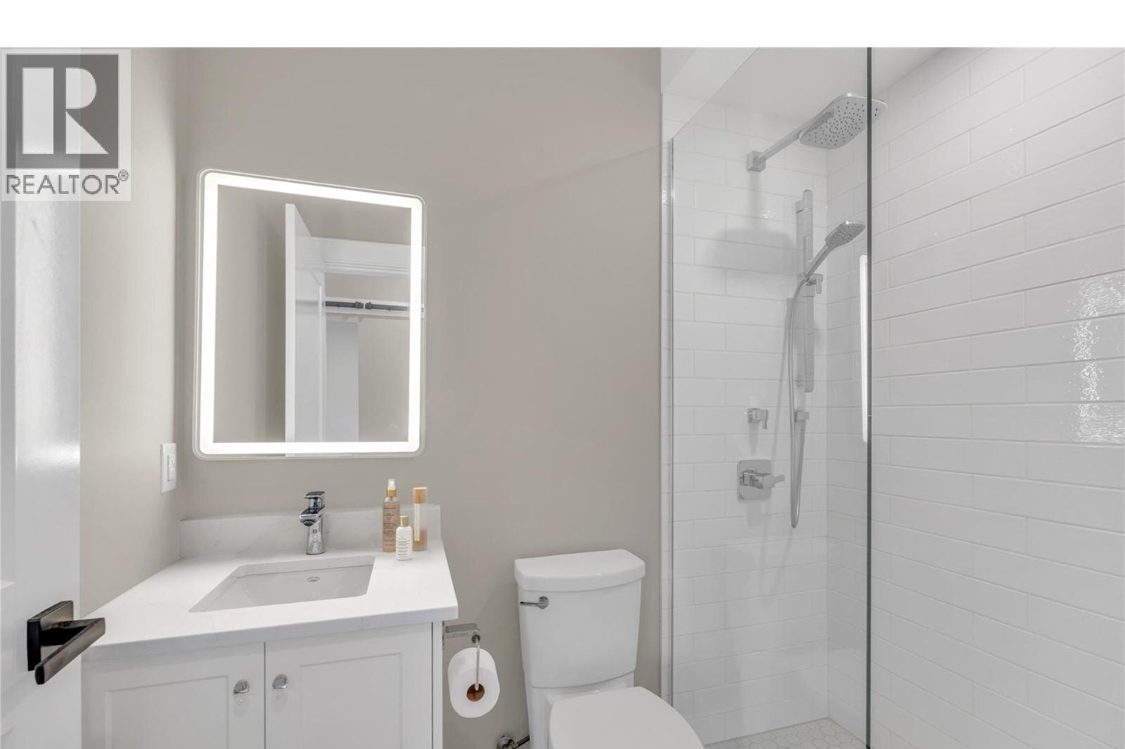 Unit 102 at The Artisan on Lee, 222 Lee Avenue, Penticton — bathroom