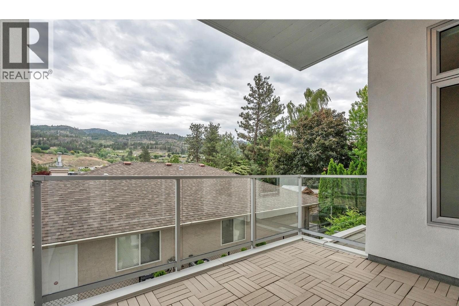 Unit 102 at The Artisan on Lee, 222 Lee Avenue, Penticton — rooftop patio