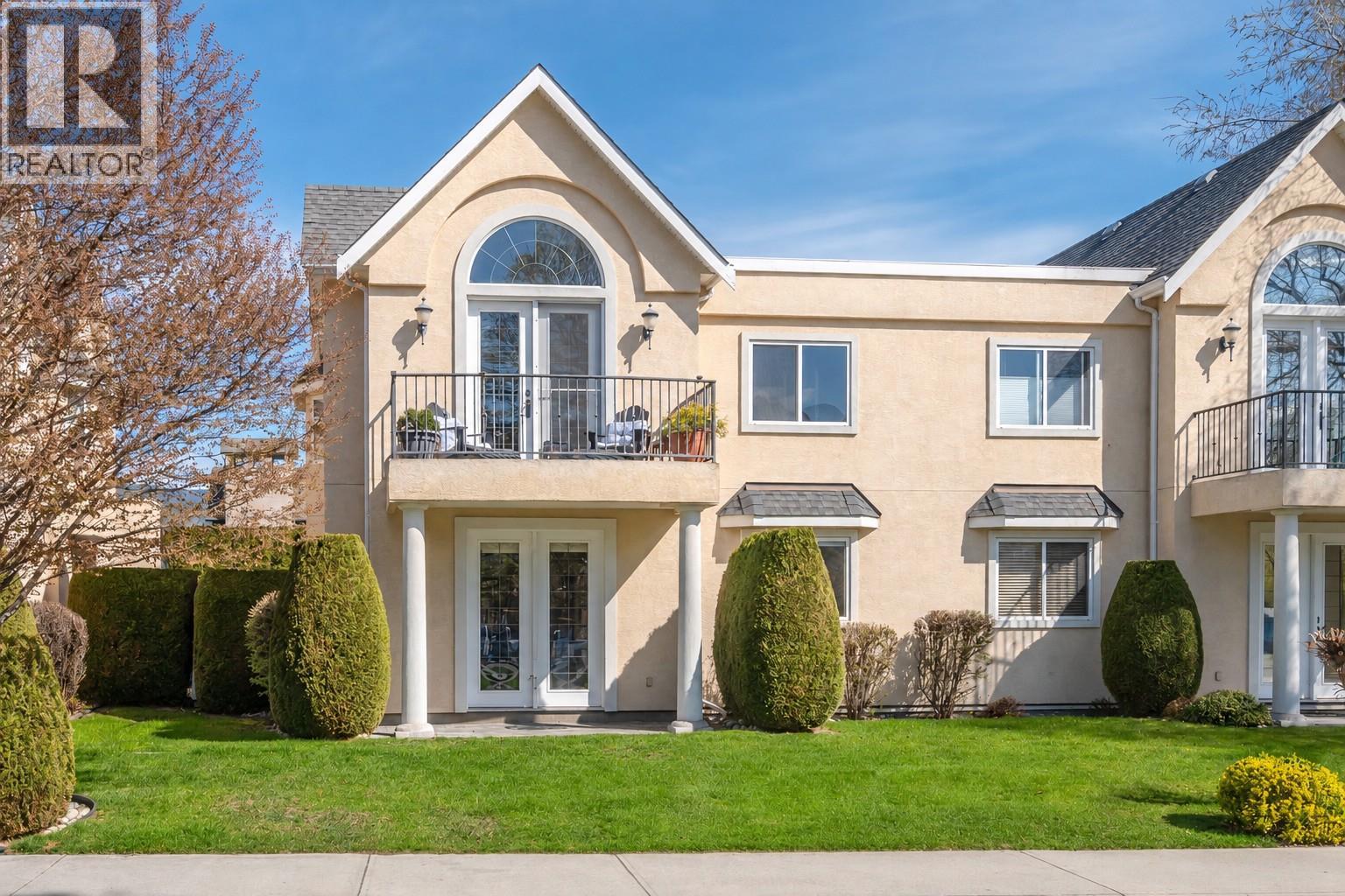 102-1065 Churchill Avenue, Penticton — Sunset Estates front exterior