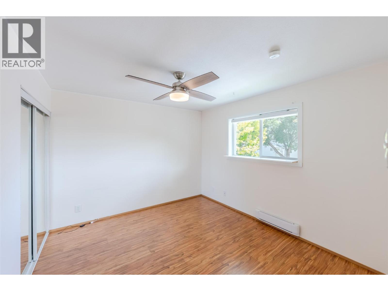 109 3004 South Main Street, Penticton — secondary bedroom