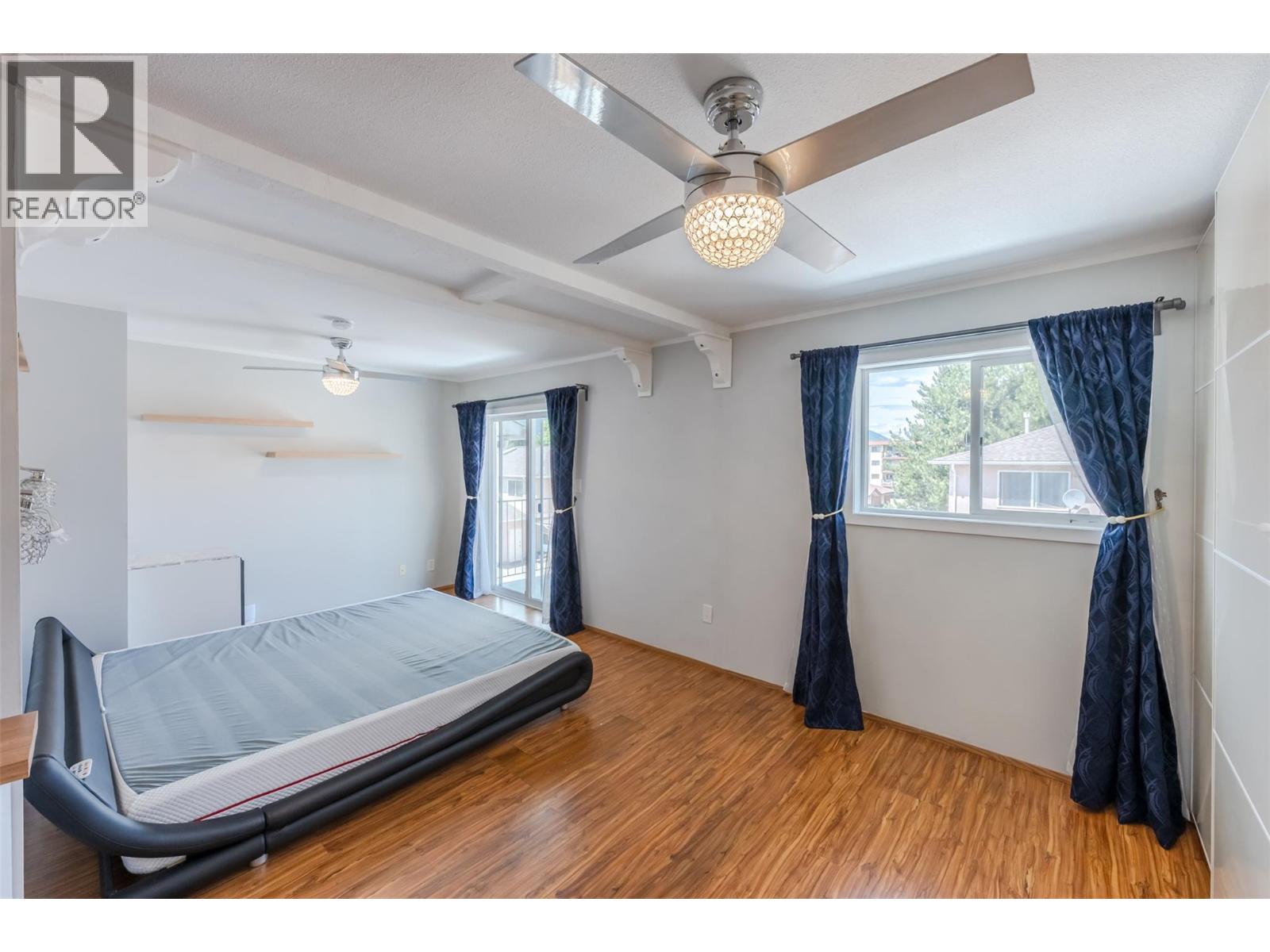 109 3004 South Main Street, Penticton — expanded primary bedroom