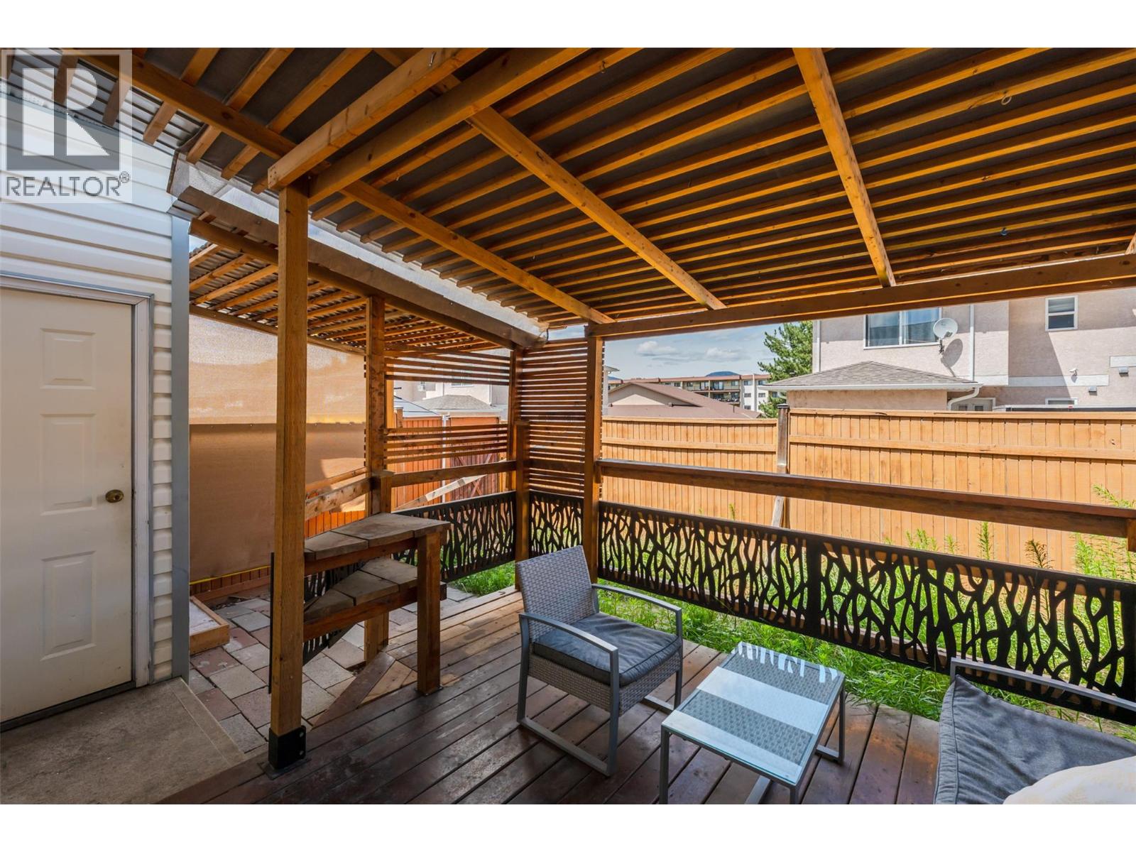 109 3004 South Main Street, Penticton — covered outdoor patio