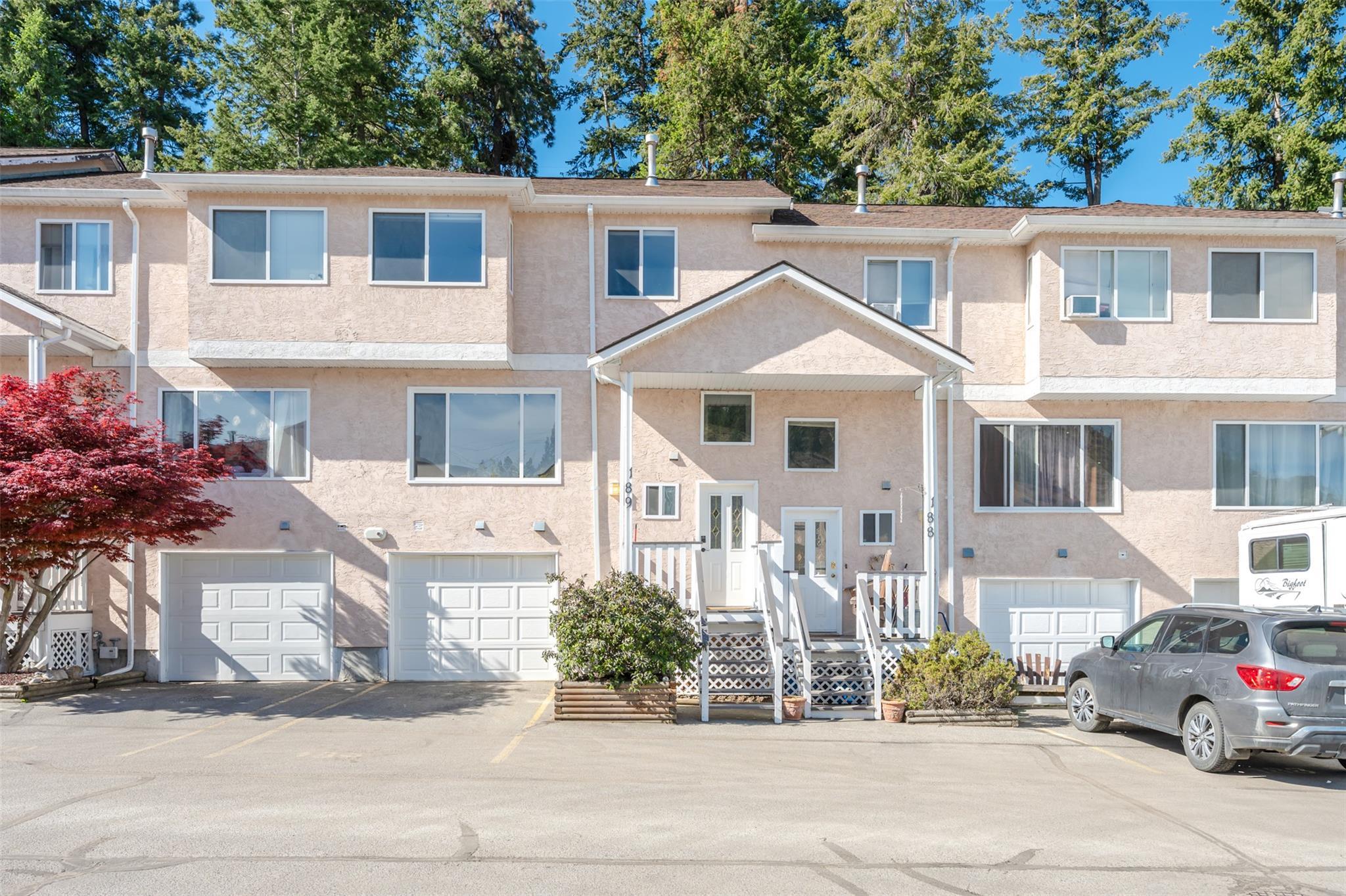 Front exterior of Unit 189 at Cascade Gardens, 1458 Penticton Avenue, Penticton