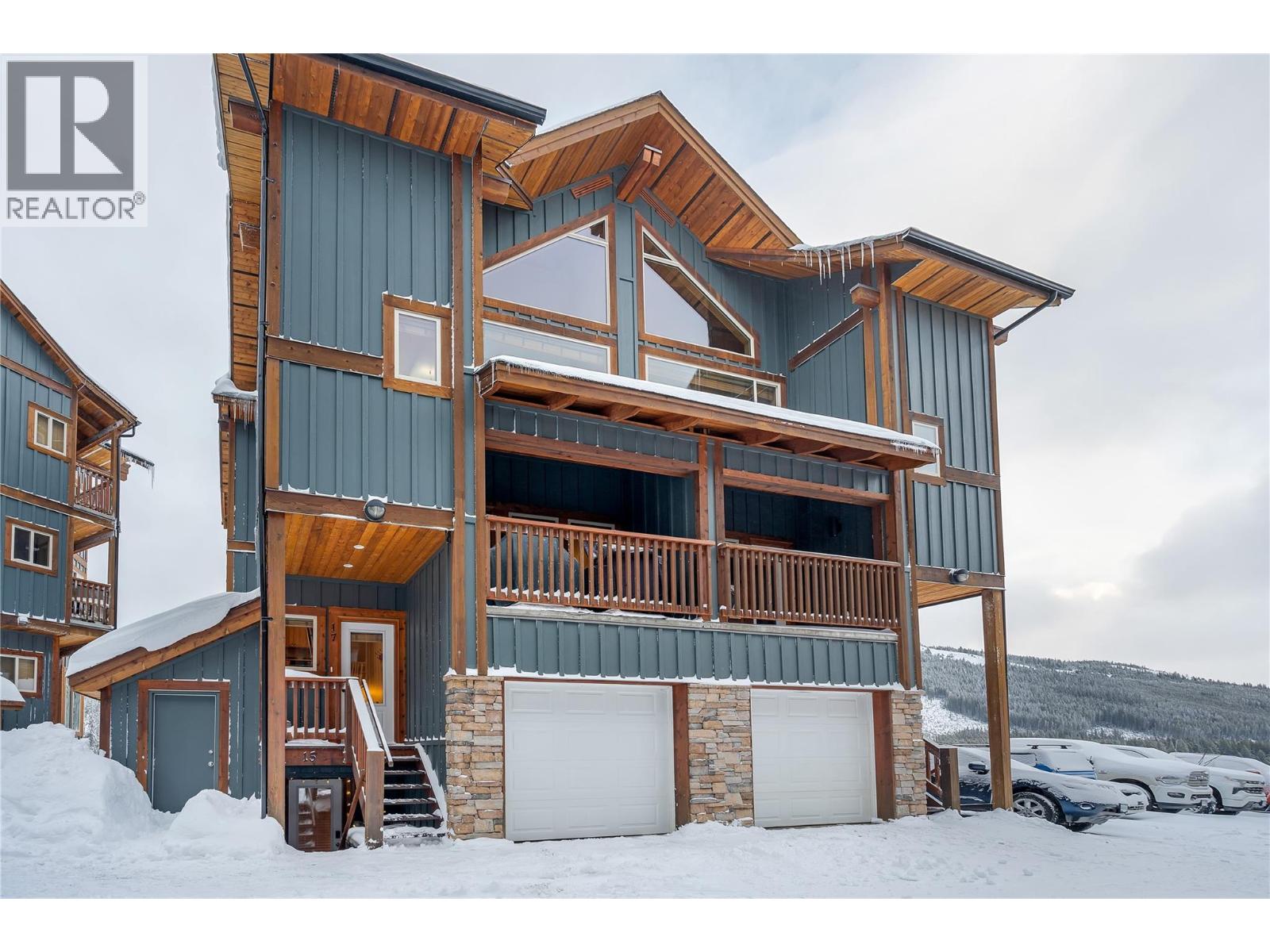308 Creekview Road Unit 17 — Snowridge townhome exterior
