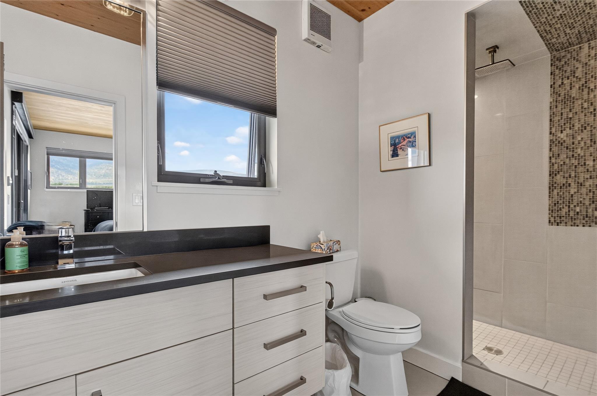 102-433 Churchill Avenue, Penticton — primary ensuite with glass shower